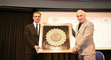 Erzurum'da "Peygamberimiz ve Güzel Ahlak" konferansı