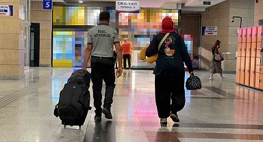 Eskişehir'de trende ayağı sıkışan kadın yolcu itfaiye ekiplerince kurtarıldı