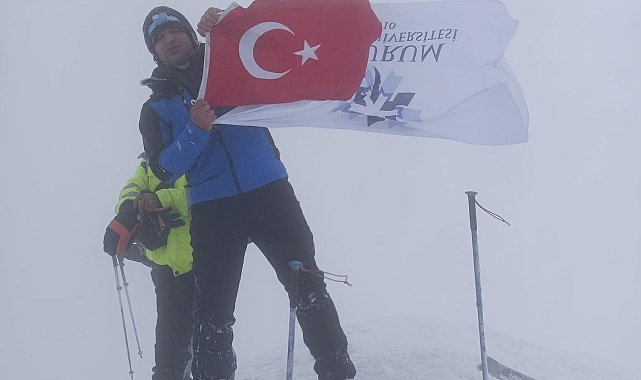 ETÜ bayrağı zirvede