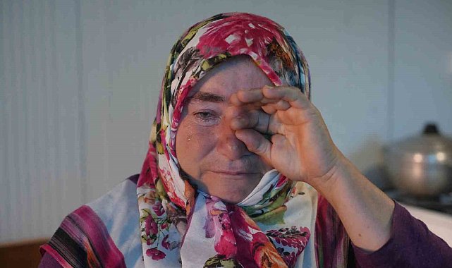 Evleri küle döndü, yardım parasıyla ev yaptırmak isterken konteynere mahkum oldular