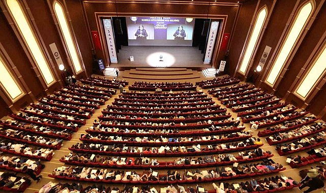 Evlilik Okulunu tamamlayan 951 çift sertifikalarını aldı