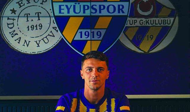 Eyüpspor, İtalyan oyuncu Simone Giordano'yu kadrosuna kattı