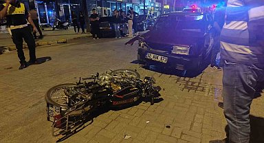Faytonu sollayan otomobil motosikletle çarpıştı: 16 yaşındaki sürücünün durumu ağır