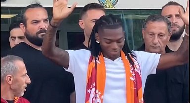 Galatasaray, Rafael Leão transferini resmen duyurdu