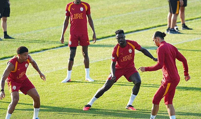 Galatasaray, yeni sezon hazırlıklarını sürdürüyor