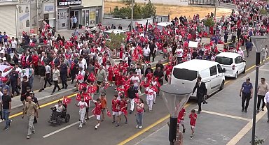 Gaziantep'te 30 Ağustos zafer yürüyüşü ve basket takımı lansmanı yapıldı