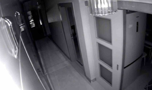 Gaziantep'te deprem anı kamerada