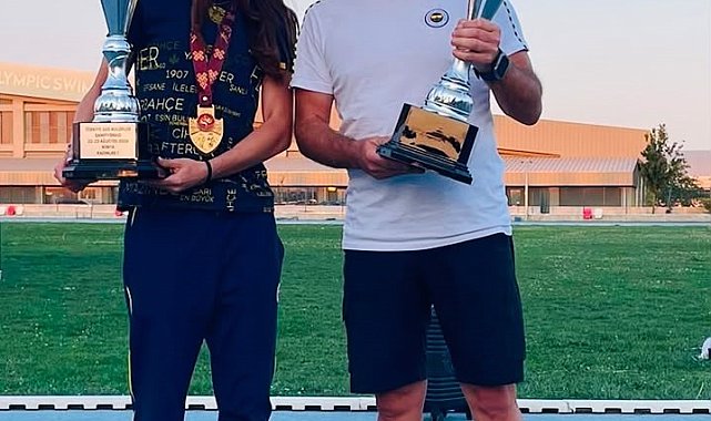 Genç atlet Zülal Gültepe'den Türk atletizm tarihine geçen derece