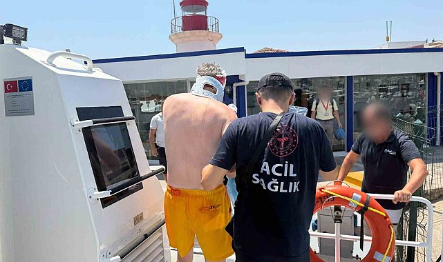 Gezi teknesinde yaralanan vatandaşa Sahil Güvenlikten tıbbi tahliye