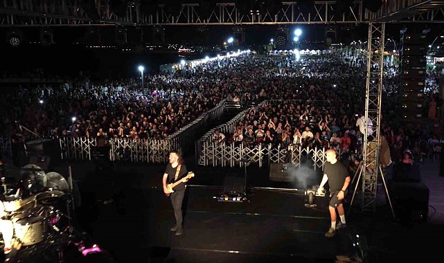 Gömeç'te 5. Uluslararası Zeytindalı Kültür Sanat ve Barış Festivali başladı