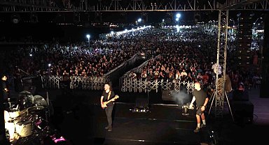 Gömeç'te 5. Uluslararası Zeytindalı Kültür Sanat ve Barış Festivali başladı
