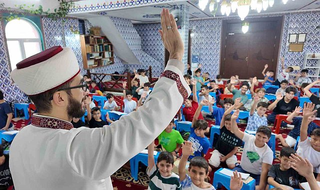 Gönül çarşısı projesiyle cami çocuklarla doldu
