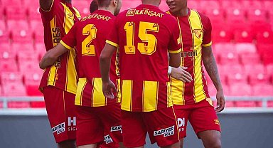 Göztepe, hazırlık maçlarında savunmasıyla dikkat çekti
