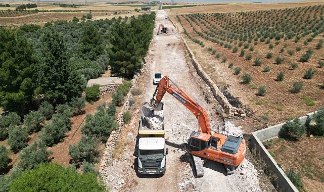 Haliliye ile Siverek'i birbirine bağlayan grup yolu sıcak asfalta kavuşuyor