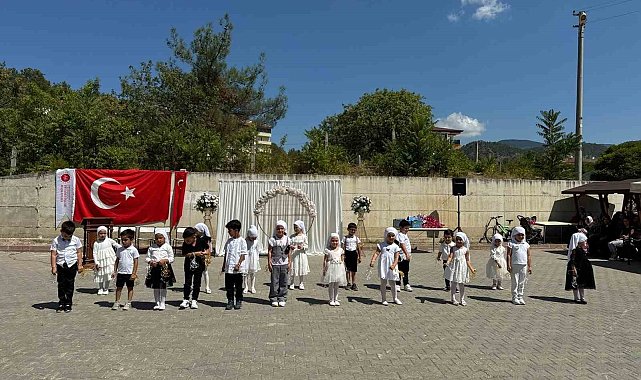 Hanönü'nde Kur'an kursunu tamamlayan çocuklar için tören düzenlendi