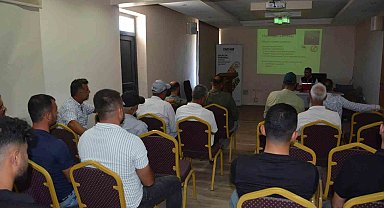 Hatay'da hayvan sağlığı için aşılama ve üretici eğitimleri sürüyor