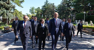 Hitit İmparatorluğu'nun izlerini taşıyan sergi ziyaretçilerini ağırlıyor