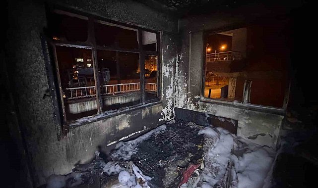 Hopa'da şüpheli ev yangını: 1 yaralı, 1 gözaltı