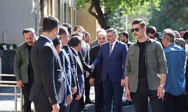 İçişleri Bakanı Çiftçi, Diyarbakır Valiliğine ziyarette bulundu