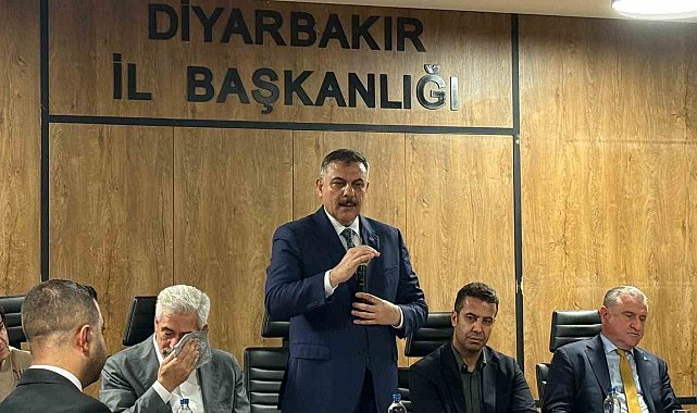 İçişleri Bakanı Çiftçi ve Gençlik ve Spor Bakanı Bak Amedspor-Erzurumspor maçını izleyecek