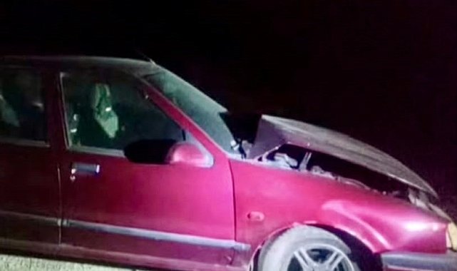 İki otomobil çarpıştı: Sürücüler burnu bile kanamadan kurtuldu