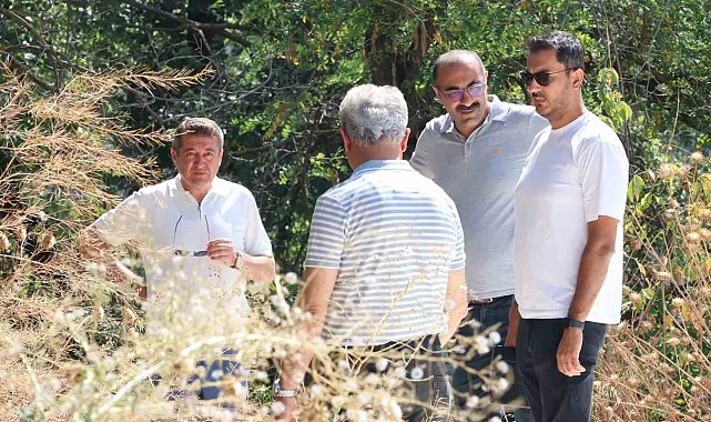 İl Müdürü Şimşek'ten okulun yeni spor alanı projesine inceleme