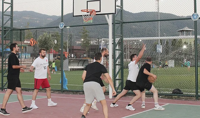 İMO Bursa Şubesi'nden 'Sokak Basketbolu' heyecanı