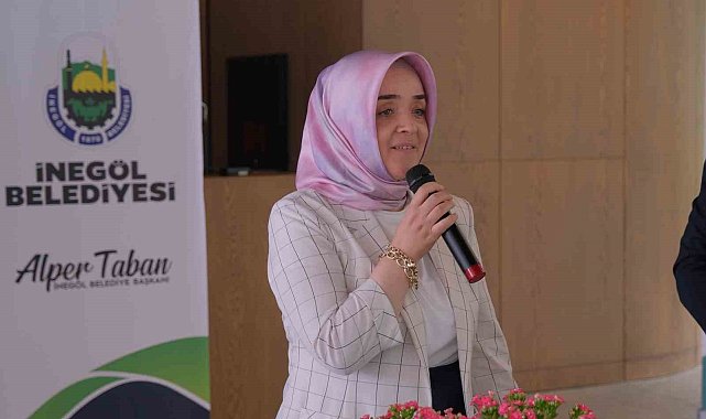 İnegöl Belediyesi'nden "Atıktan saksıya, saksıdan yaşama" etkinliği