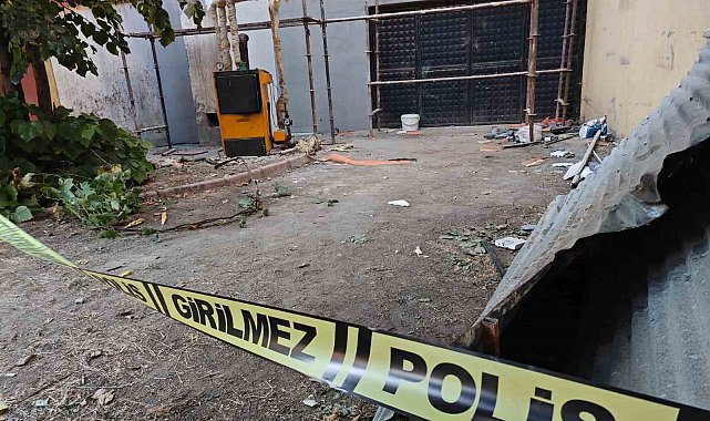 İnşaat mantolama işcisi iskeleden düşerek hayatını kaybetti