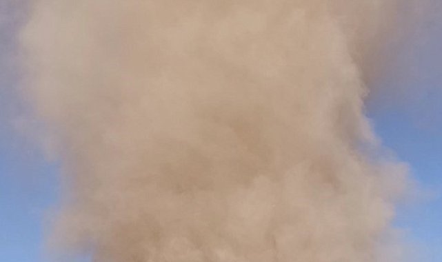 İnşaat şantiyesindeki dev hortum görüntülendi