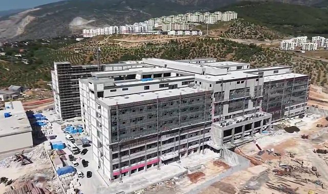 İskenderun'a 600 yataklı modern devlet hastanesi yükseliyor
