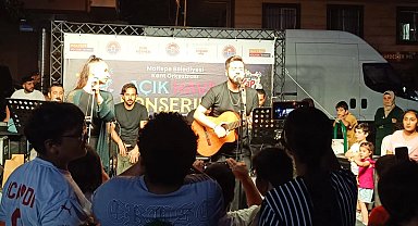 İstanbul Maltepe'de açık hava konserleri devam ediyor