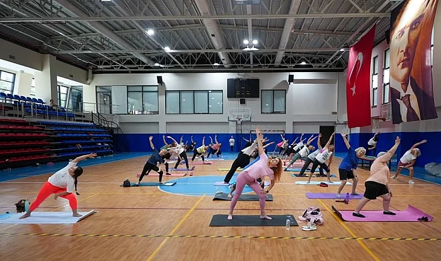 İstanbul Maltepe'de kadınlar için yoga dersleri