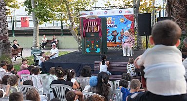İstanbul Maltepe'de yaz akşamları tiyatro ve konserle renkleniyor