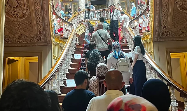 İstanbul Maltepelilerden "Dolmabahçe Sarayı"na ziyaret