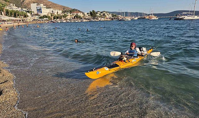 İstanbul'dan 83 gün önce kanoyla yolculuğa çıkmıştı, Bodrum'a ulaştı