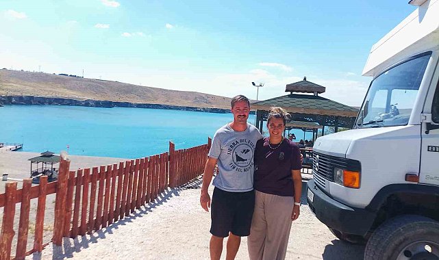 İsviçreli çift, Acıgöl'e hayran kaldı