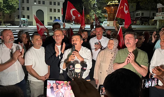 İYİ Partili Türkoğlu Bursa'da coşkuyla karşılandı