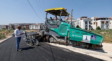 İzmir Bergama'da yollar yenileniyor