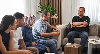 İzmir Bornova'da şehit ailesine ziyaret