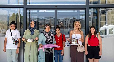 İzmir Büyükşehir Belediyesi'nden annelere Dayanışma Mutfağı