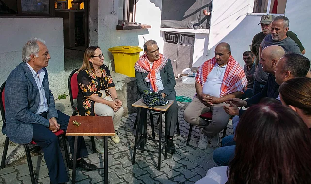 İzmir Büyükşehir Belediyesi'nden bardacık üreticisine can suyu