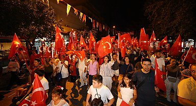 İzmir Efes Selçuk'ta Zafer Bayramı coşkusu