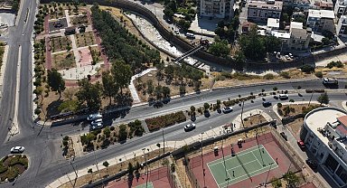 İzmir Karşıyaka'da 10 dakikalık yol 1 dakikaya inecek