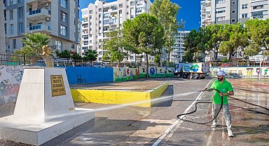 İzmir Narlıdere'de okullar yeni döneme hazırlanıyor
