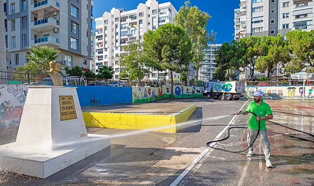 İzmir Narlıdere'de okullar yeni döneme hazırlanıyor