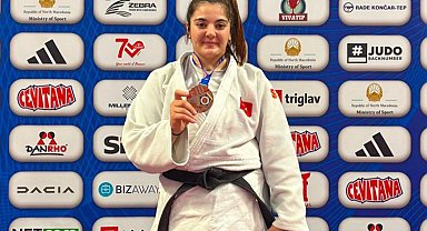 İzmirli Sema Avrupa üçüncüsü
