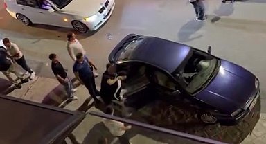 İzmit'te iki ayrı kavga kamerada: "Ben bunu dövebilir miyim" dedi, saldırdı