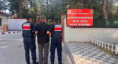 Jandarma çeşitli suçlardan aranan 40 kişiyi yakaladı