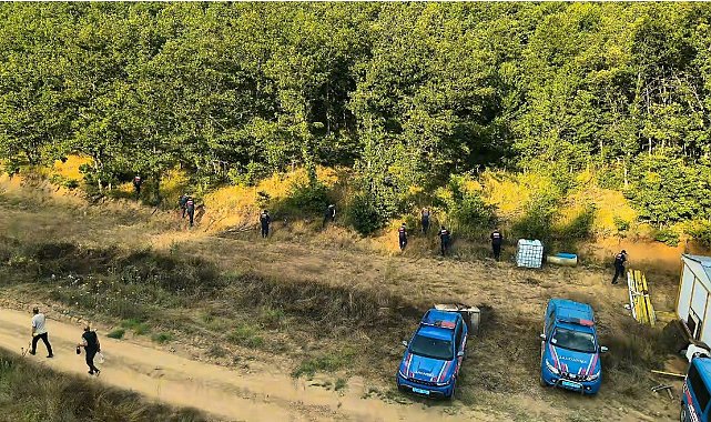 Jandarma uyuşturucu operasyonunda aranan şahsı da yakaladı